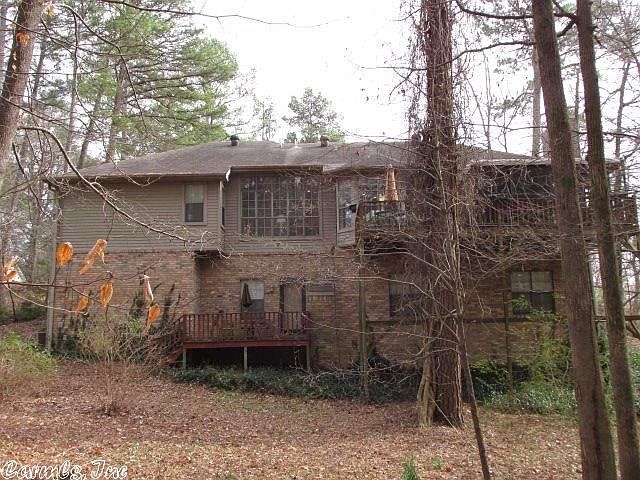 2nd image of 827 N Park Dr
