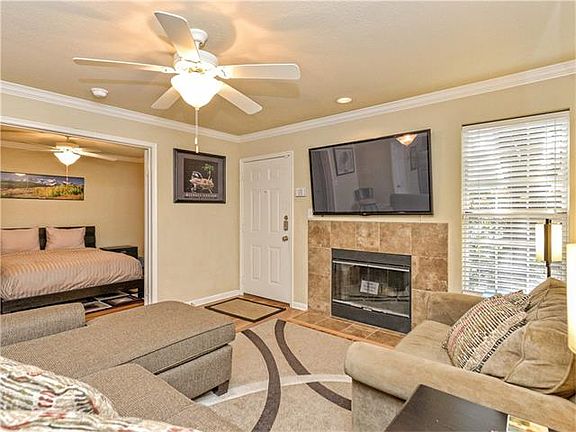 4th image of 7685 Northcross Dr Unit 808