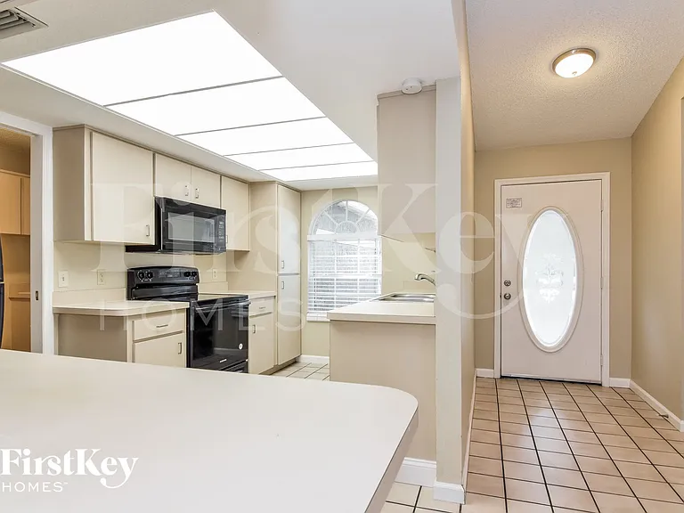 3818 Forest Park Pl — Photo 6