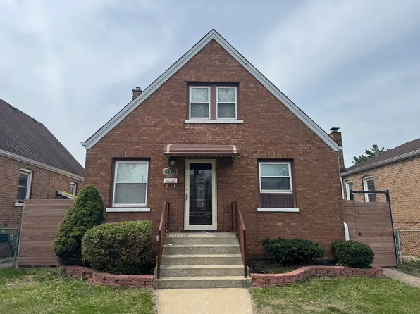11022 S Avenue D, Chicago, IL 60617