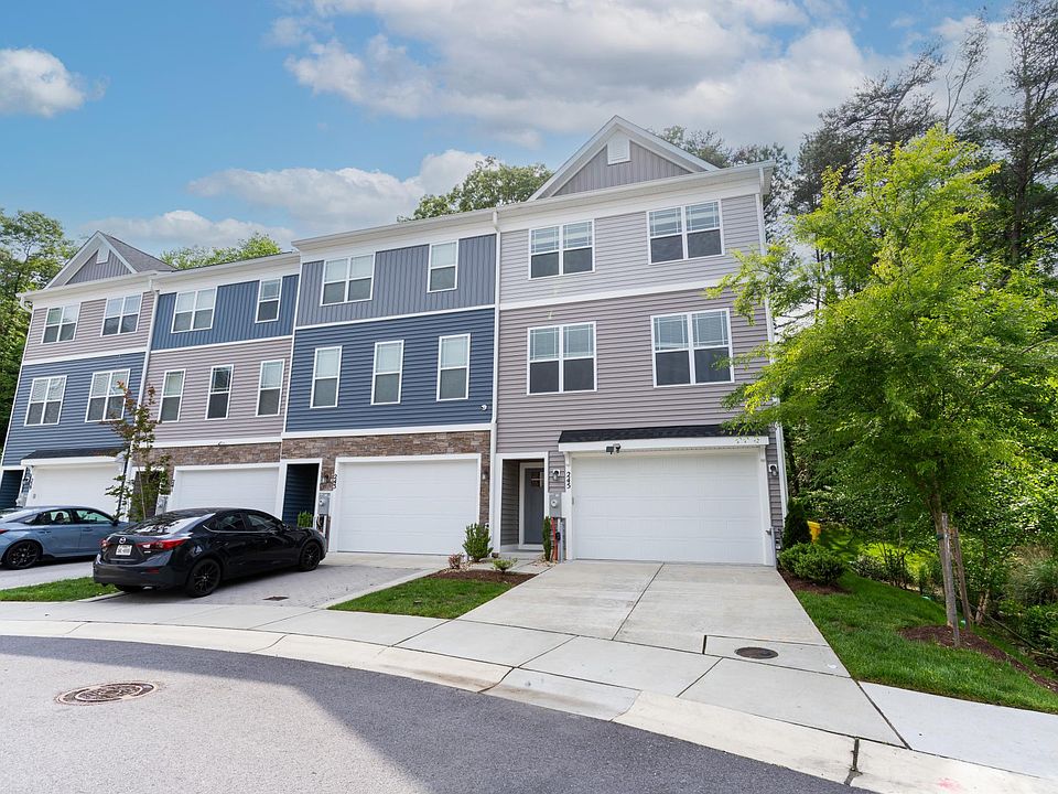 1st image of 245 Jenkins Way Gln