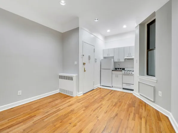 514 East 88th Street image 1 of 5