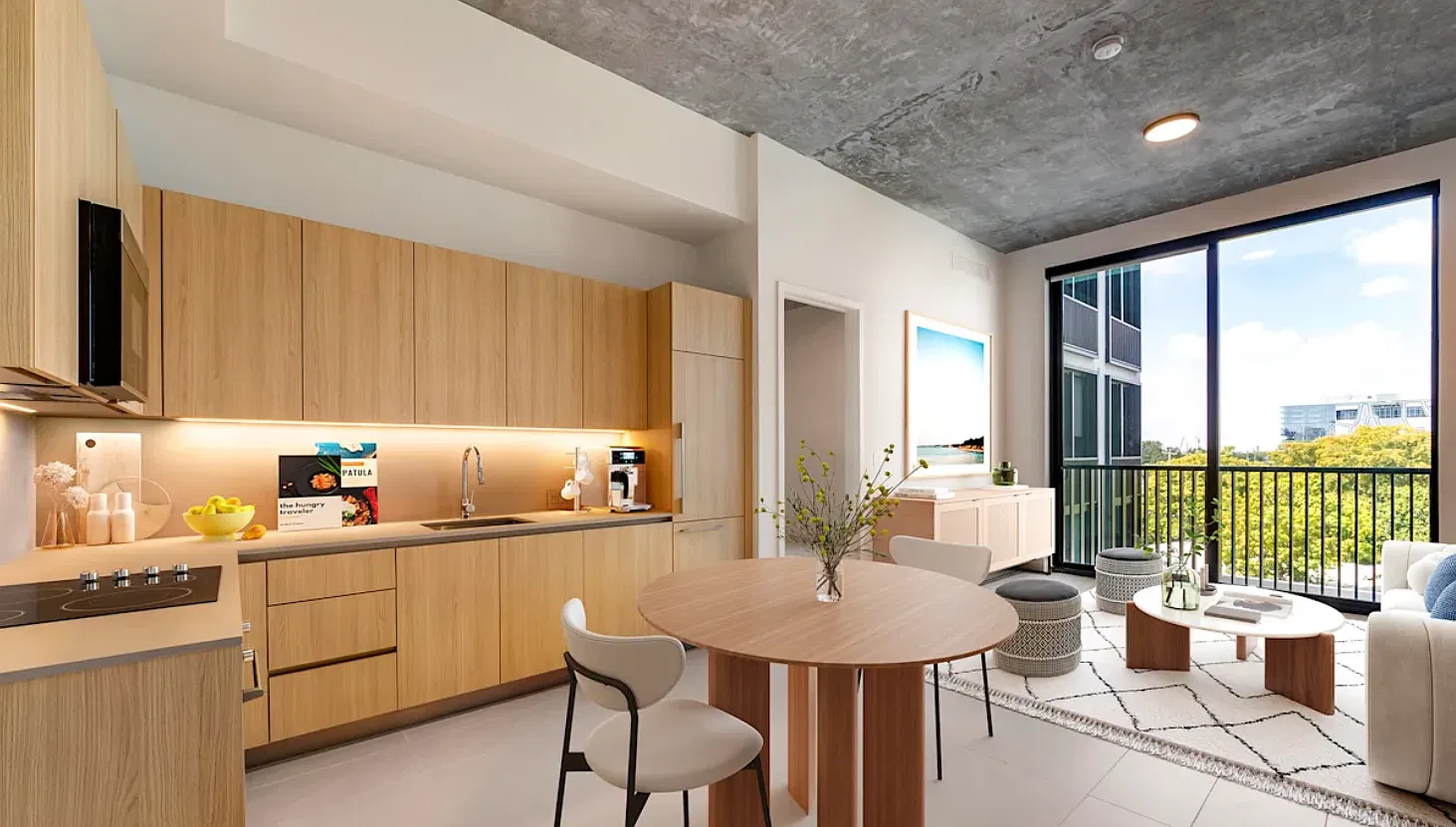 1 bed, 600 sqft, $2,100 — Photo 2
