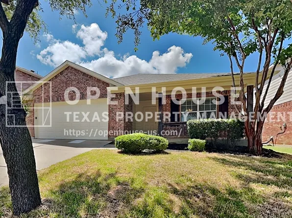 12536 Panorama Dr, Burleson, TX 76028