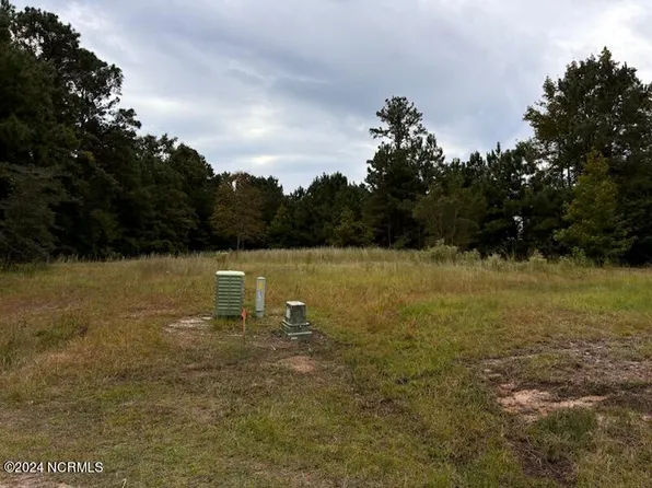 1895 Rolling Green Drive SW, Supply, NC 28462