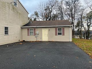 2nd image of 7719 Lincoln Way E #3