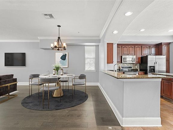 5th image of 1563 Common Way Rd