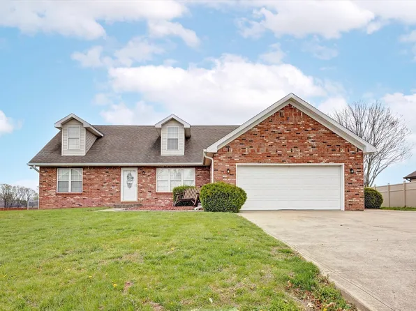 1125 S Teresa Dr, Martinsville, IN 46151