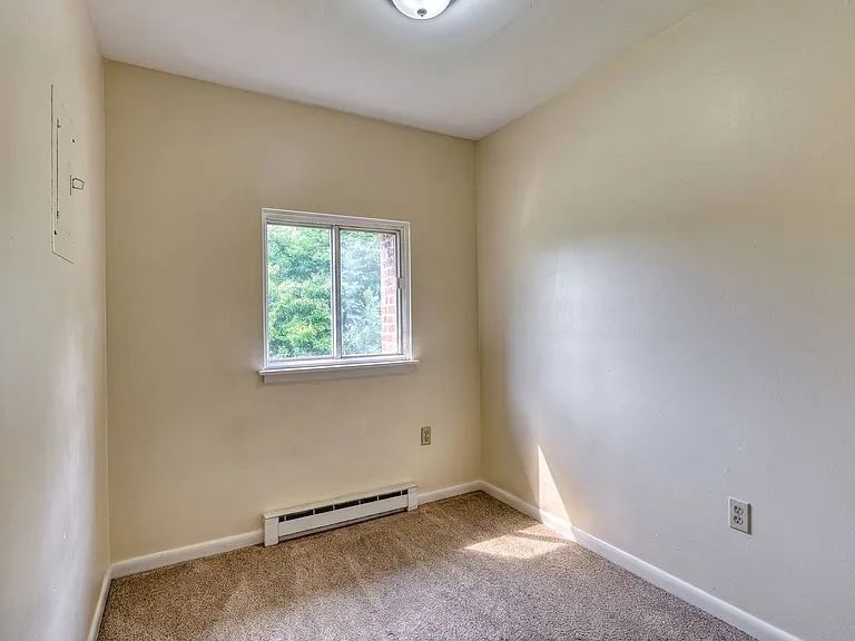 7 Adams St — Photo 11