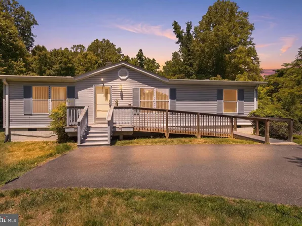 2094 Kelsey Ct, King George, VA 22485