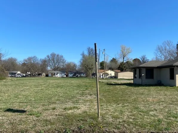 W Broadway St, Muskogee, OK 74401