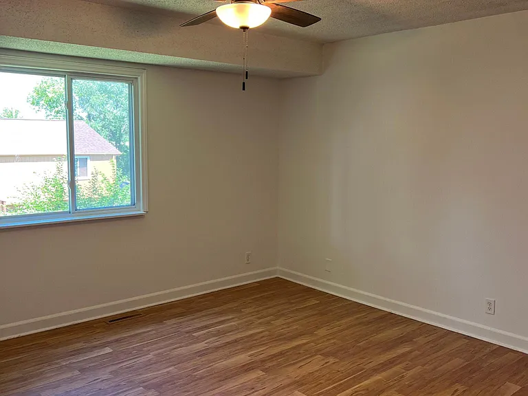 3514 Glory Cir — Photo 21