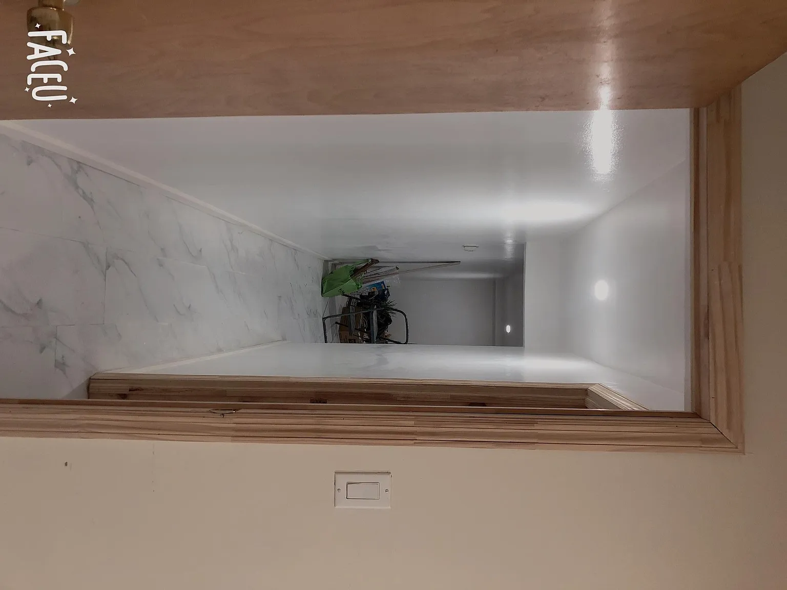 2 bed, 900 sqft, $1,900 — Photo 2