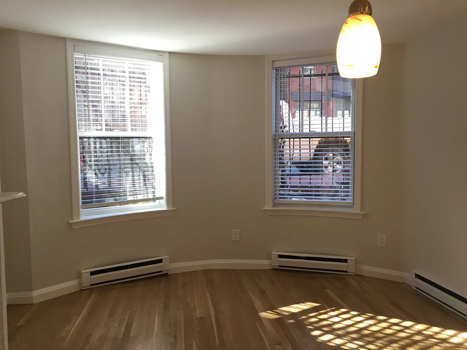 2 bed, 1.0 bath, $3,800 — Photo 2