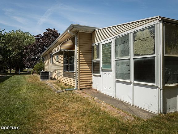 3rd image of 6 Marquis Street