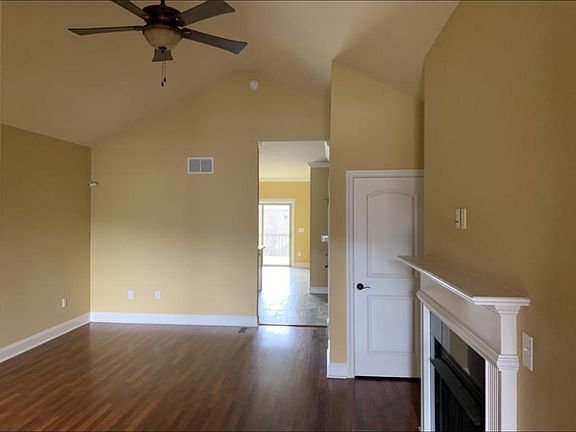 3rd image of 103 Piedmont Ln