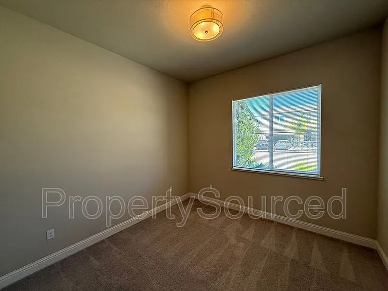 1428 Nascimento St — Photo 34