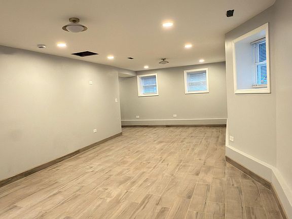 2nd image of 3844 N Central Park Ave #Basement