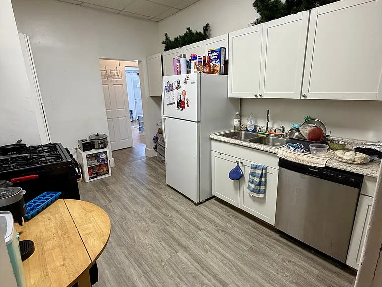 224 W Otterman St #1 — Photo 9
