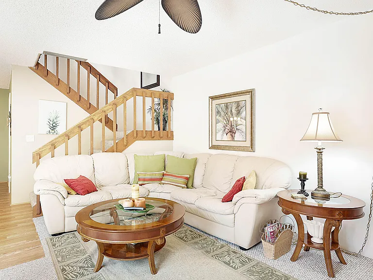 825 Center St #11C — Photo 7