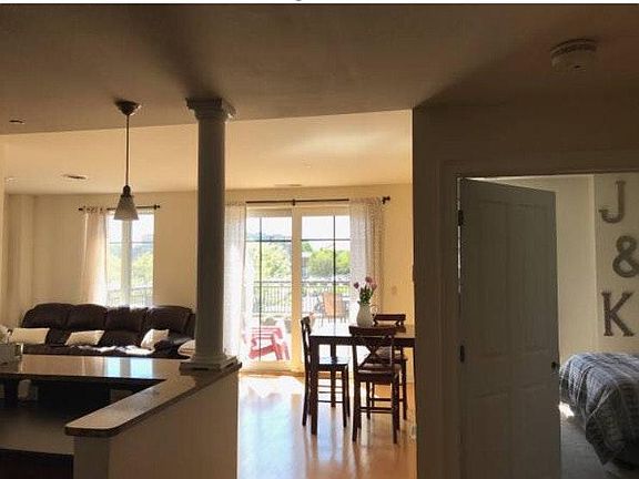2nd image of 333 Broadway APT 210