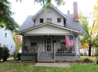 5456 Hill St, Maple Heights, OH