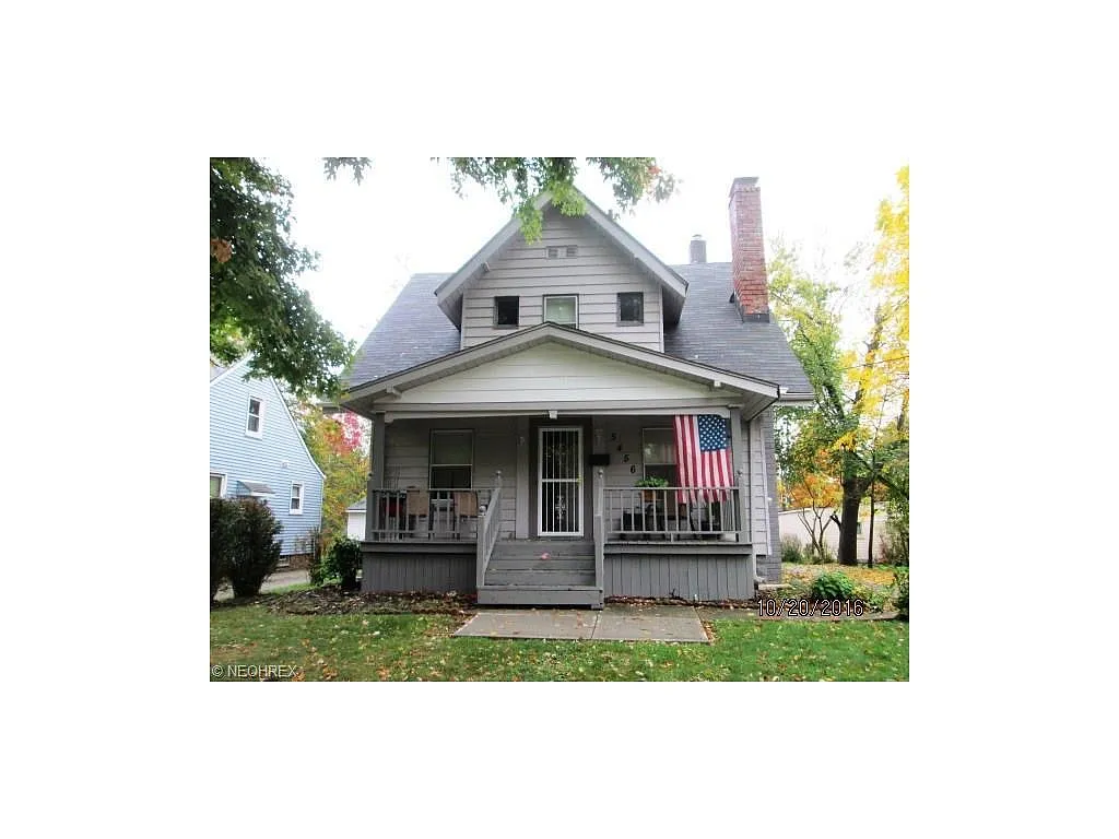 5456 Hill St photo 1