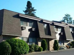 180 Colonial Rd #C5, Stamford, CT 06902