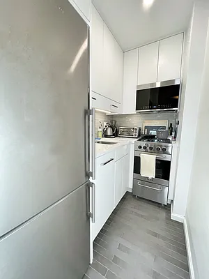 Rented by Corcoran | media 9