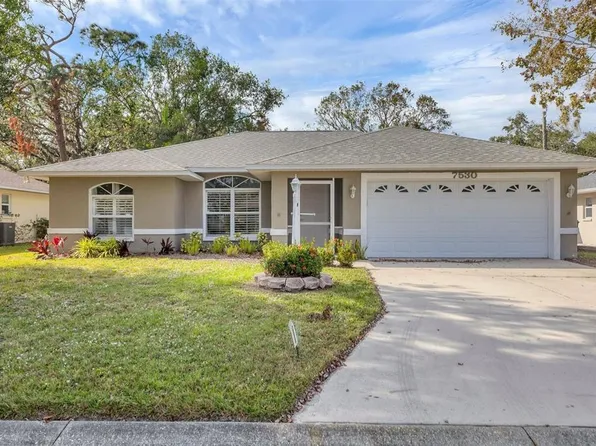 7530 42nd Ct E, Sarasota, FL 34243