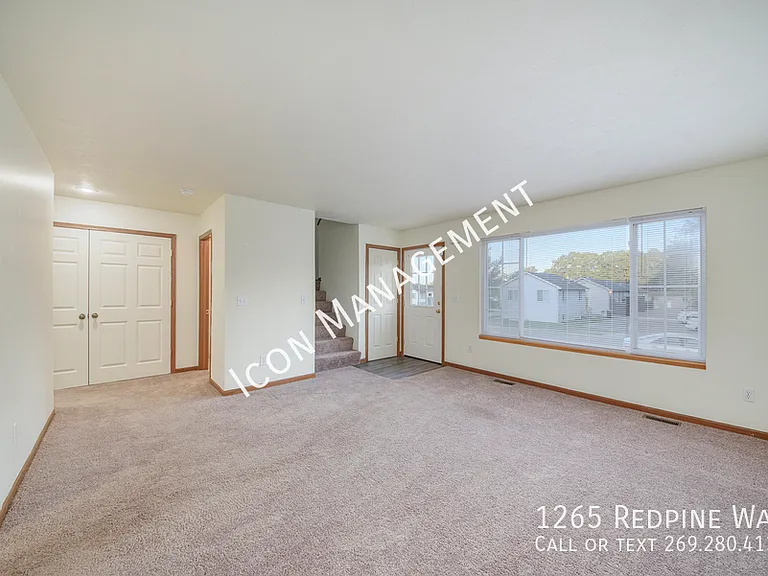 1265 Redpine Way — Photo 6