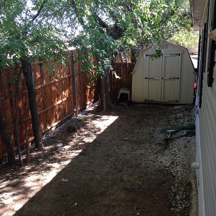 BACK YARD/SHED