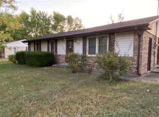 1210 Melrose Dr, Murray, KY 42071