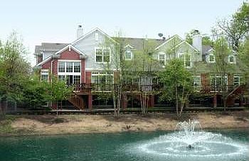 1st image of 16 Lakebreeze Ct