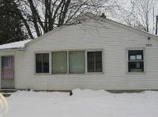 37145 Jefferson Ave, Harrison Township, MI 48045