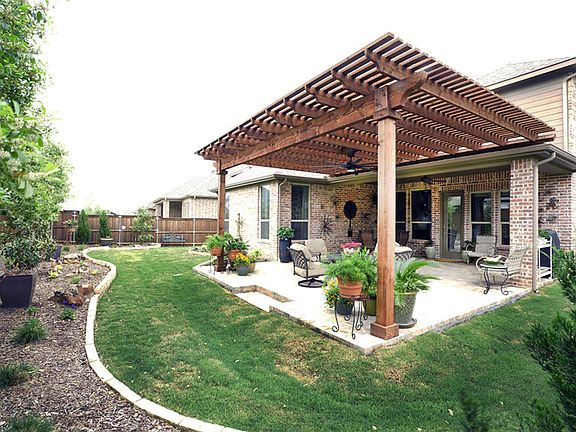 BackYardandPatio_RevisedMay32019_webready.jpg