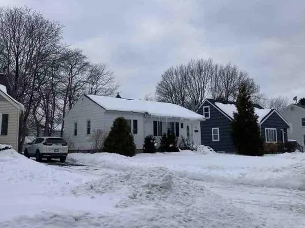 126 Whitman Rd, Rochester, NY 14616