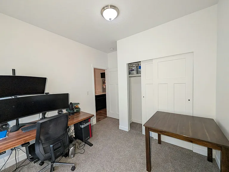 688 E 355 N — Photo 14