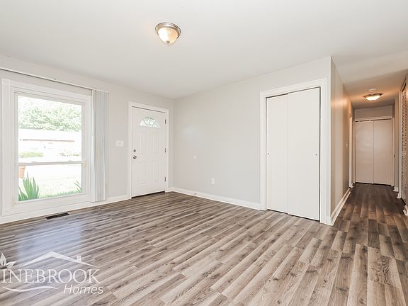 4th image of 3604 Hackney Dr