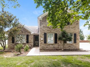 1817 Saint Andrews Dr, Murfreesboro, TN 37128