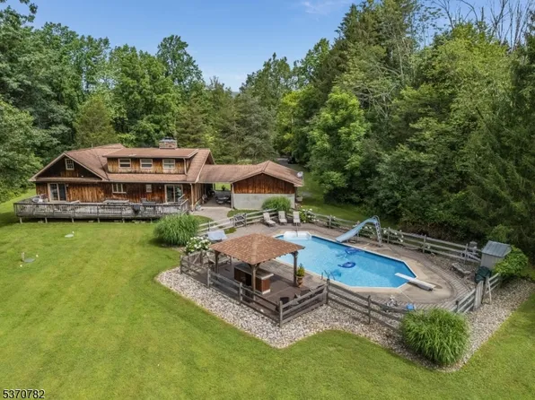 1 River Trail, Washington Twp., NJ 07840
