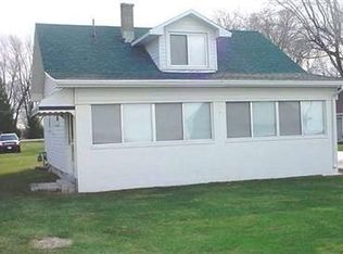 2343 E Sand Rd, Port Clinton, OH 43452