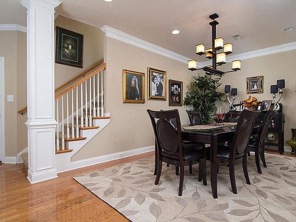 4th image of 547 Prescott Way
