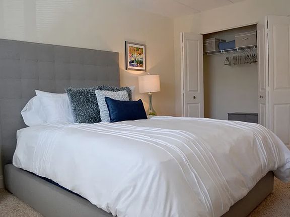3rd image of 1055 Middle St #2