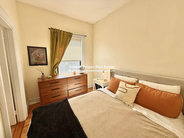 336 Beacon St #9A — Photo 8