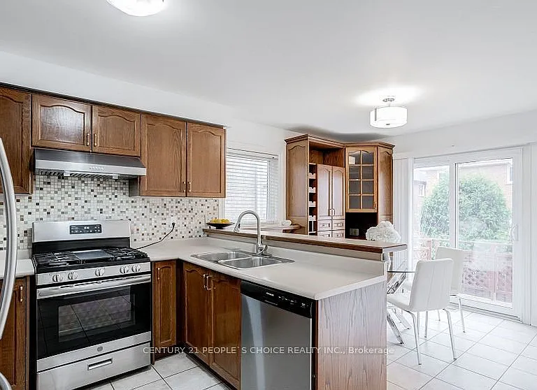 3744 Althorpe Cir — Photo 12