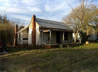 2114 Carolina Mill Rd #4, Burlington, NC 27217