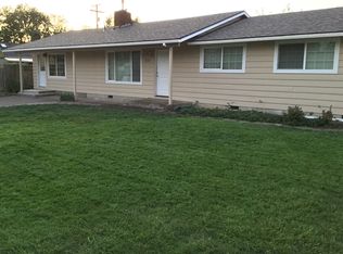 3624 Gilham Rd, Eugene, OR 97408