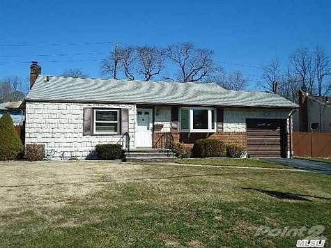 2nd image of 26 Leland St