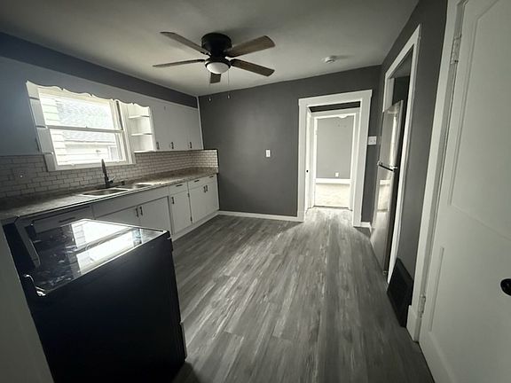 4th image of 620 N 4th St